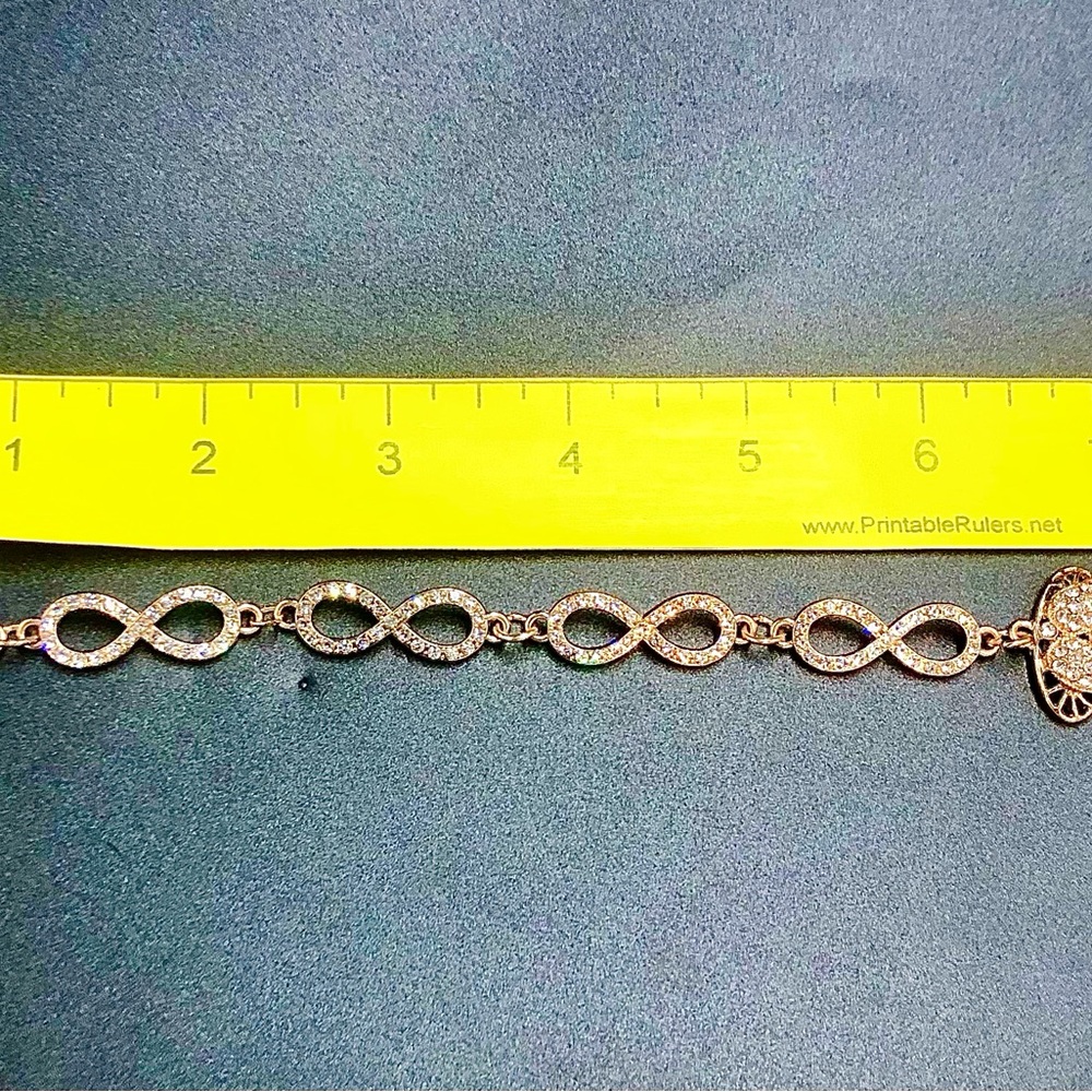 Gold Infinity Link Bracelet with Charm